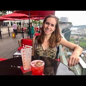 Meet your Posher, Caroline